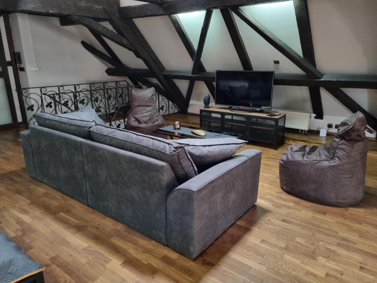 Galerie Lucia 5 -loft * Plzen
